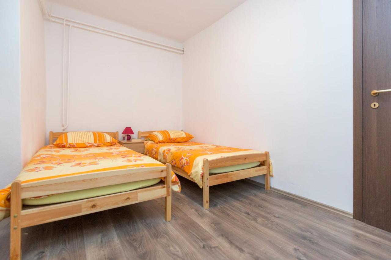 לאבין Apartman Alberti מראה חיצוני תמונה